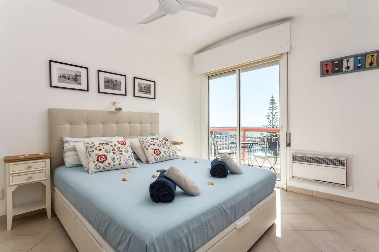 Marina Penthouse Faro Center Lägenhet Exteriör bild